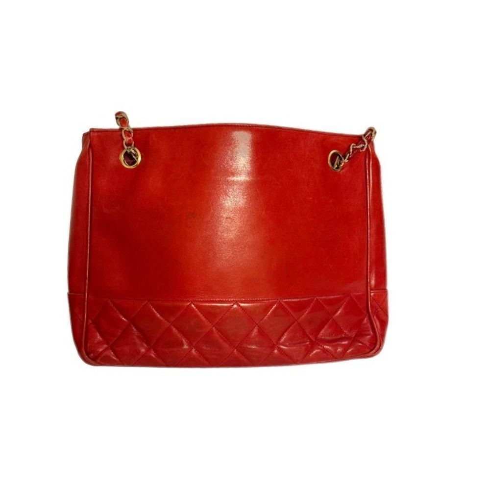 CHANEL Red Shoulder Bag with Timeless Elegance - Picture 7 of 16